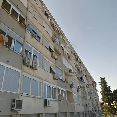 With A Parking Space - 23128 Zadar