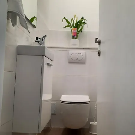 Apartman With A Parking Space - 23128